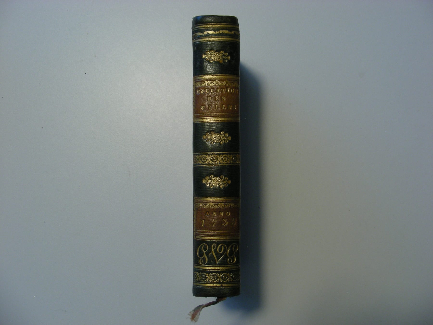 Education des filles. Avec une Lettre du même auteur à une Dame de Qualité sur l'éducation de M*** sa fille unique. Nouvelle édition. Augmentée du traité des Etudes des Enfans de l'un & l'autre sexe, par M. Rollin