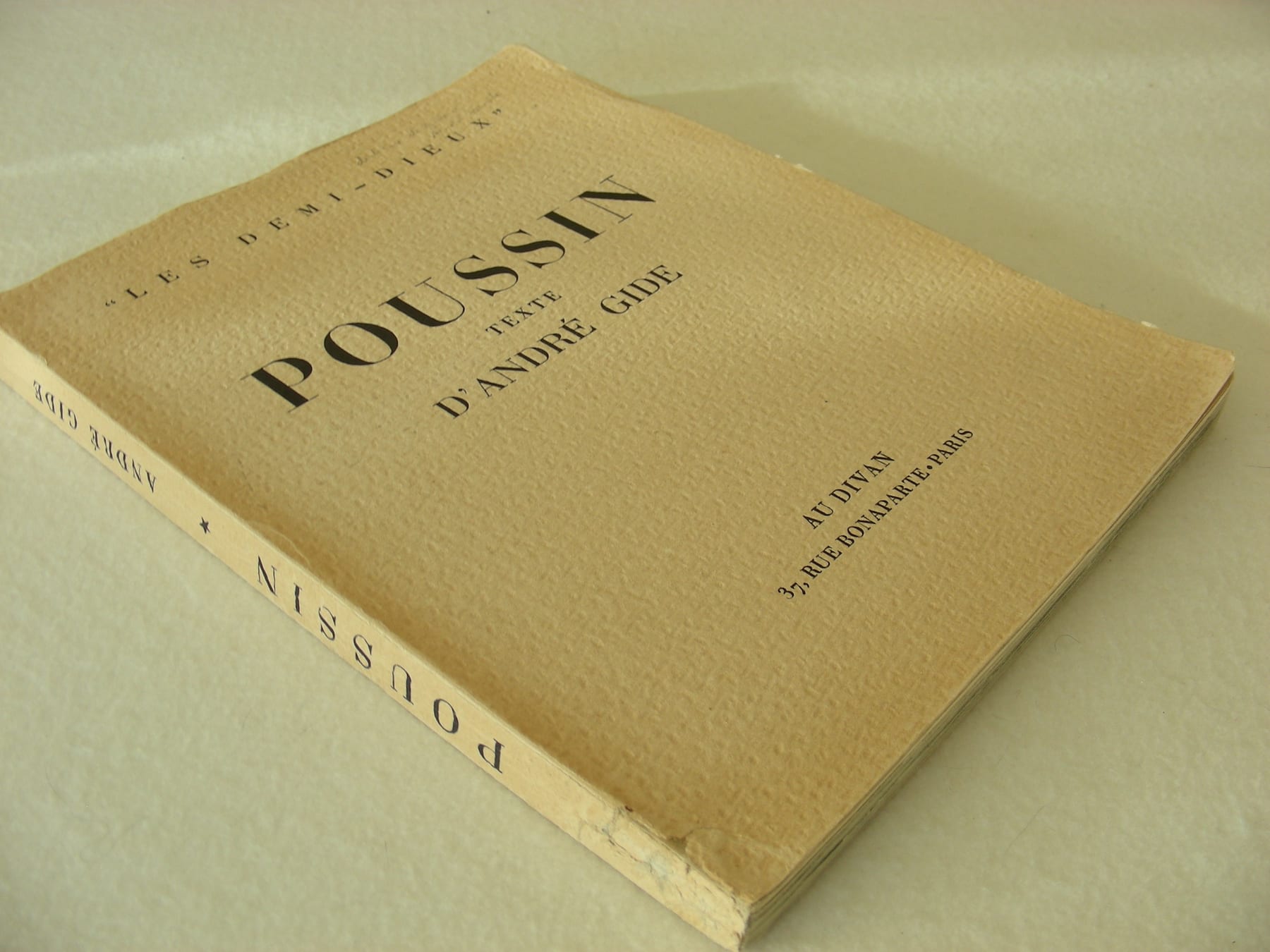 Poussin, collection «Les demi-dieux»